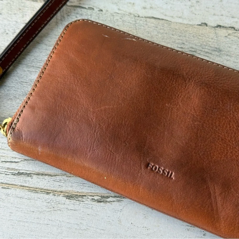 Fossil Cognac 'Sydney' Leather Zip Around Clutch Wristlet Wallet Large Size